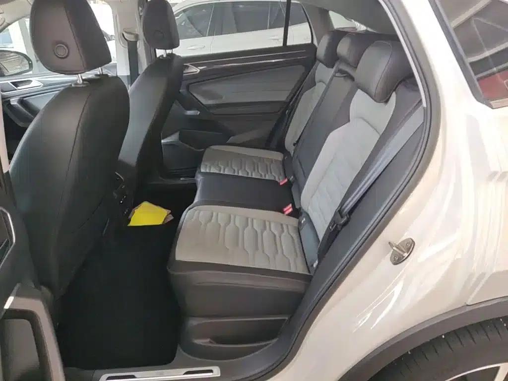 Tiguan X 2022 330TSI 2WD Flagship Edition — миниатюра 17