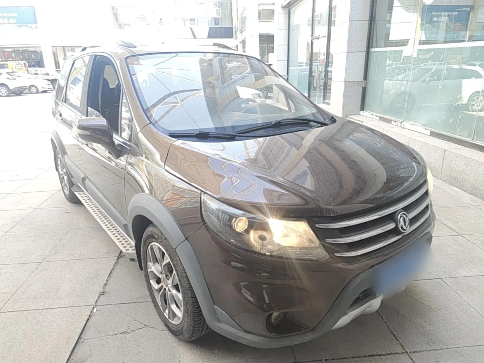 FORTHING Joyear X5 2016 1.6L Manual Luxury Model — миниатюра 3