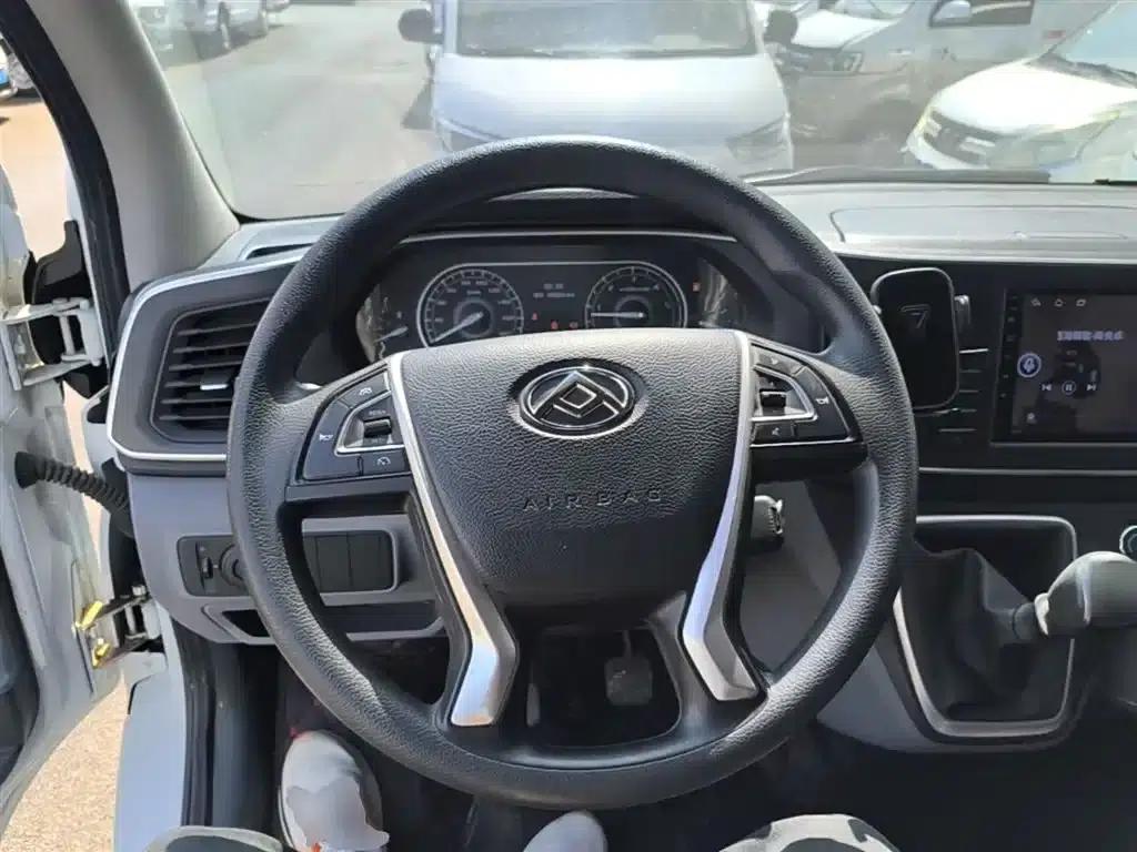 Xintu V80 2024 Model, Aoyuntong Value Edition, 6MT, Short Wheelbase, Mid-Roof, 127Ps, 7/8/9 Seats — миниатюра 11