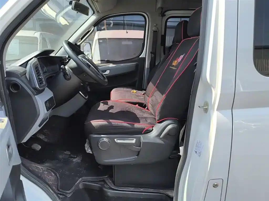 Xintu V80 2024 Model, Aoyuntong Value Edition, 6MT, Short Wheelbase, Mid-Roof, 127Ps, 7/8/9 Seats — миниатюра 15