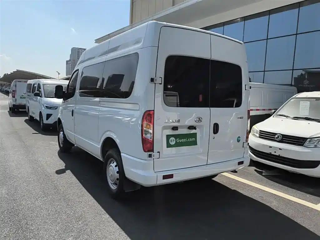 Xintu V80 2024 Model, Aoyuntong Value Edition, 6MT, Short Wheelbase, Mid-Roof, 127Ps, 7/8/9 Seats — миниатюра 5