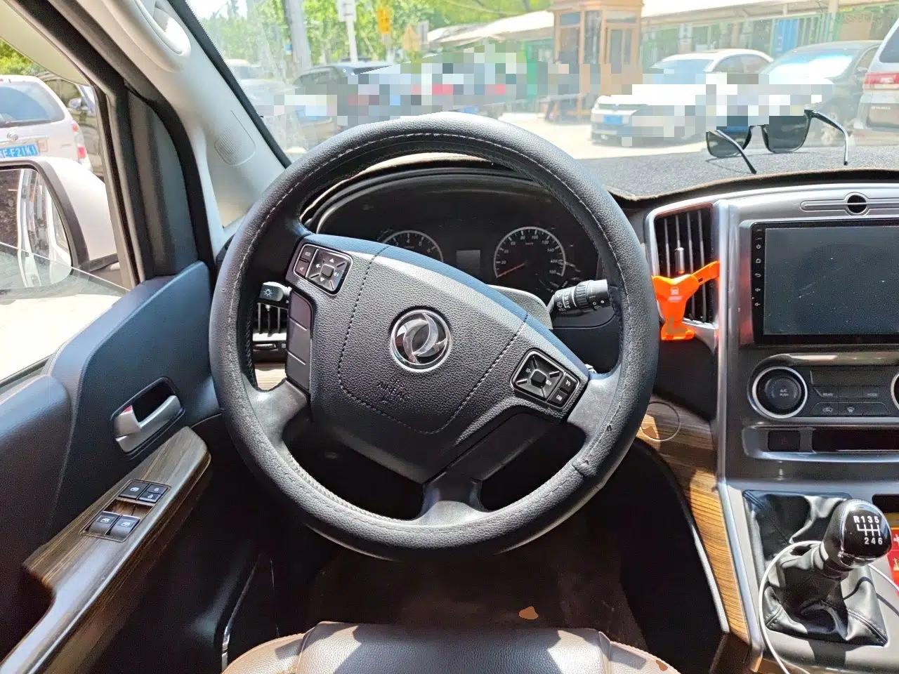 FORTHING Lingzhi PLUS 2021 2.0L Manual Luxury 7-Seater — миниатюра 11