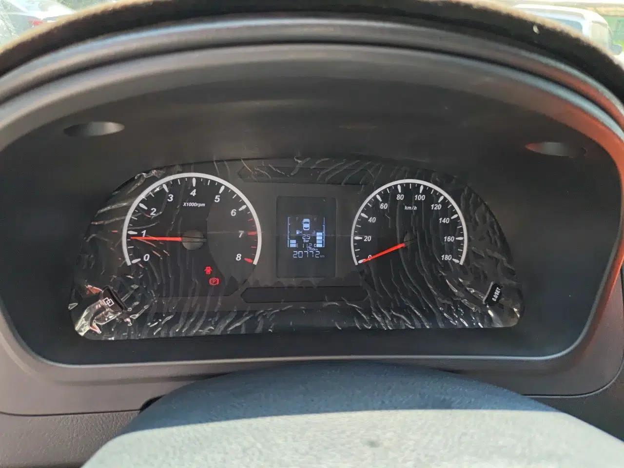 FORTHING Lingzhi PLUS 2021 2.0L Manual Luxury 7-Seater — миниатюра 12