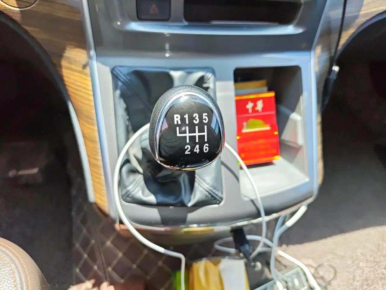 FORTHING Lingzhi PLUS 2021 2.0L Manual Luxury 7-Seater — миниатюра 15
