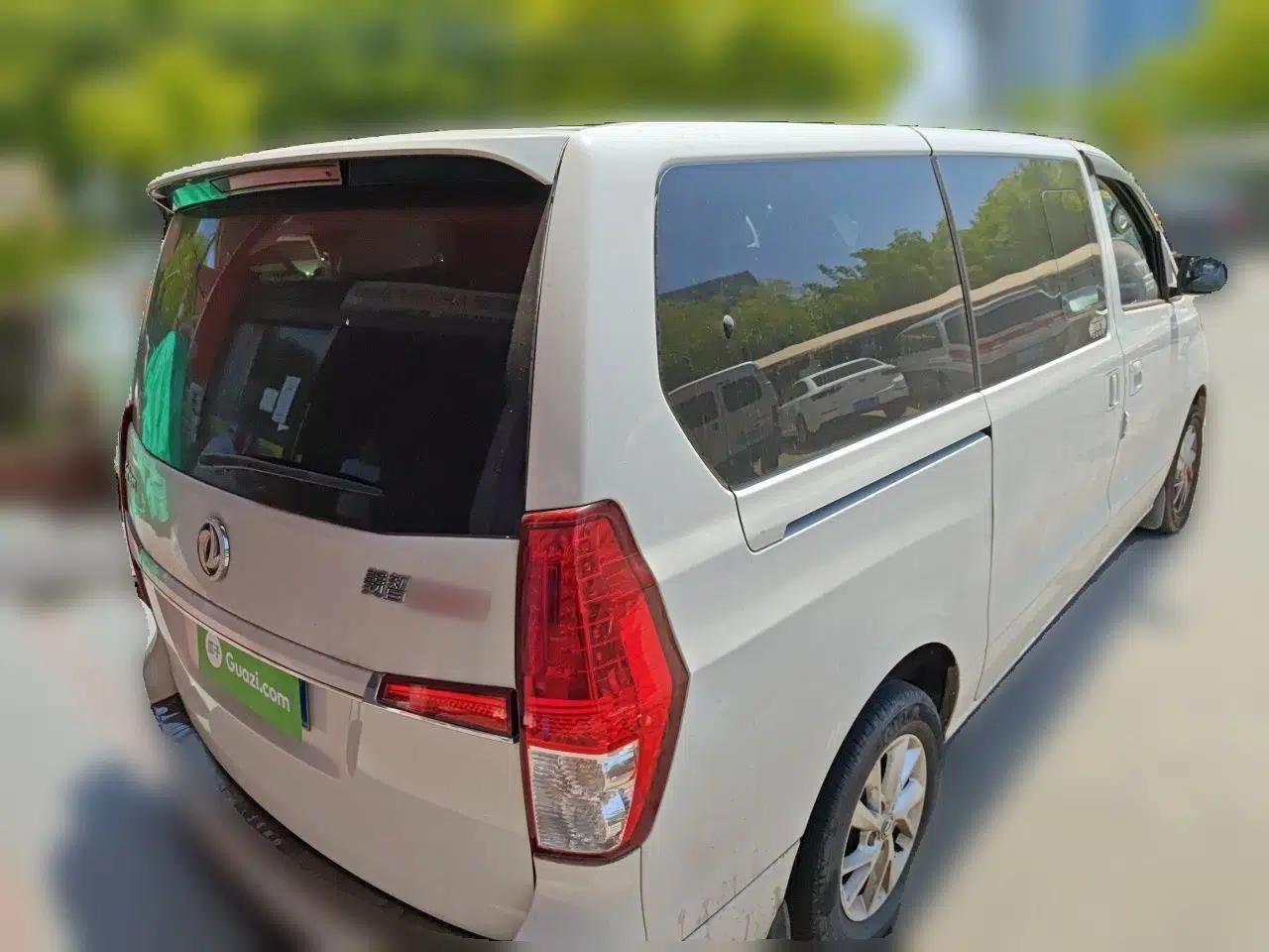 FORTHING Lingzhi PLUS 2021 2.0L Manual Luxury 7-Seater — миниатюра 6
