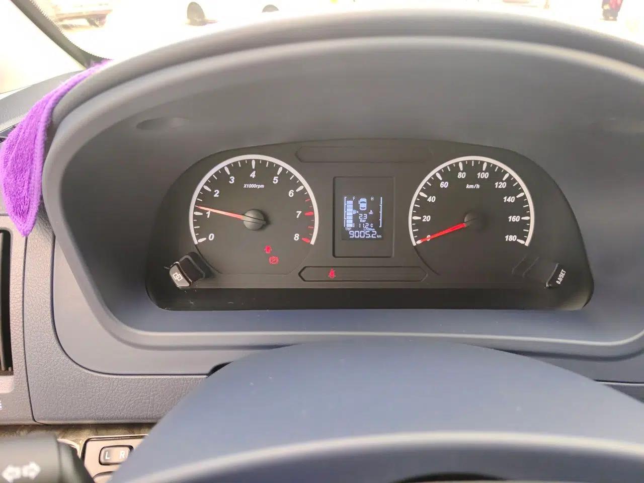 FORTHING Lingzhi PLUS 2024 1.5T Manual Luxury 7-Seater — миниатюра 12