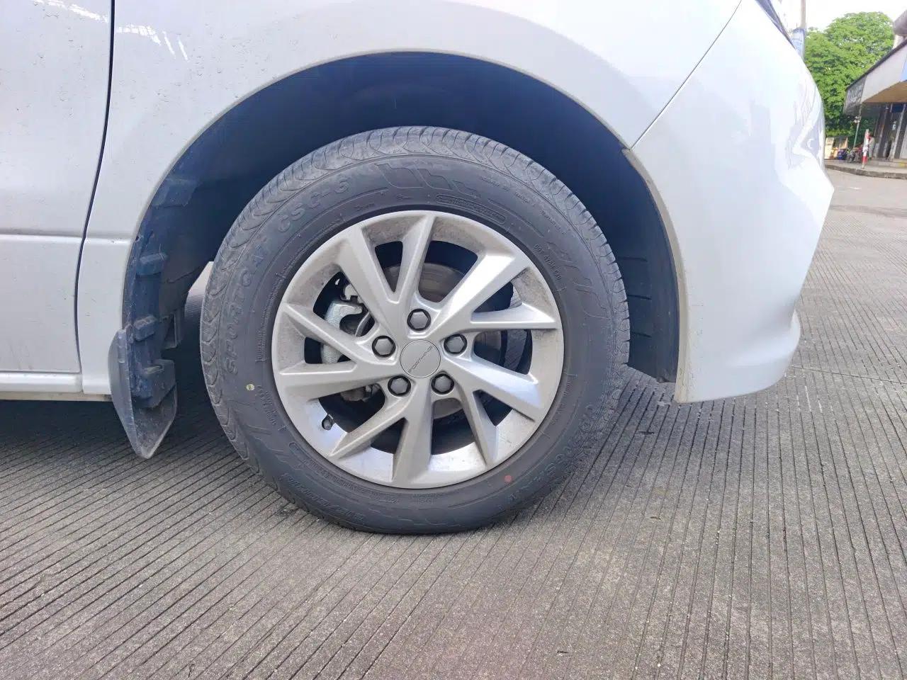 FORTHING Lingzhi PLUS 2024 1.5T Manual Luxury 7-Seater — миниатюра 8