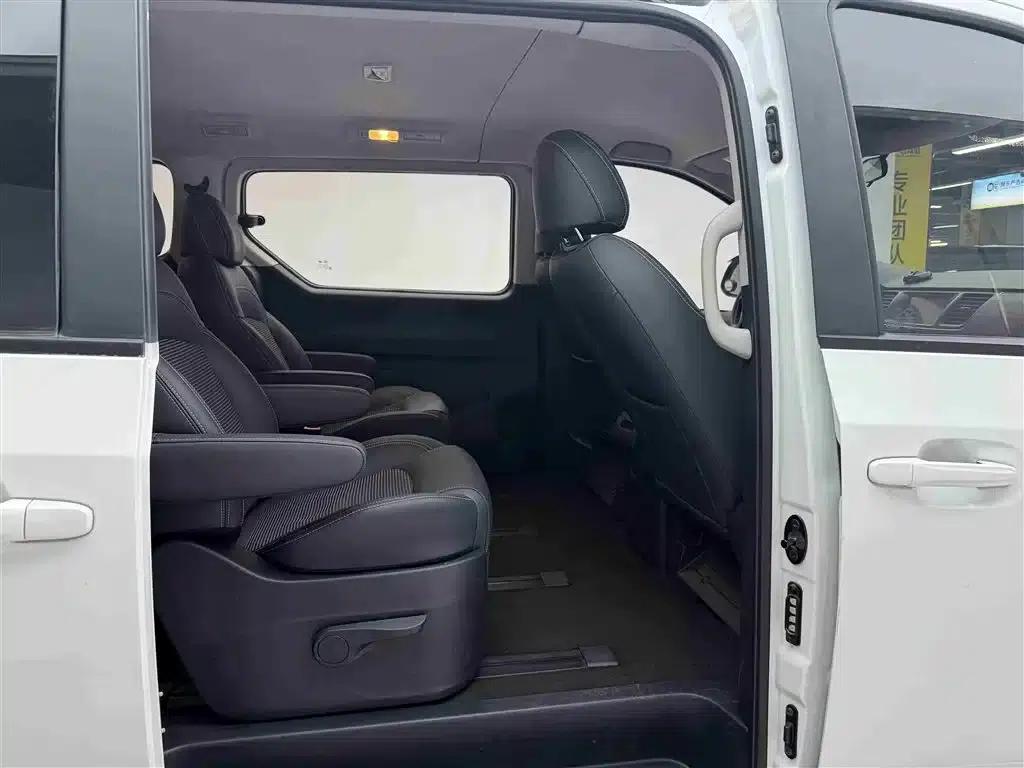 Maxus G10 2016 2.0T Automatic Elite Edition — миниатюра 8