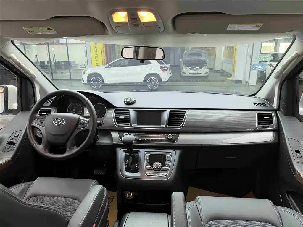 Maxus G10 2016 2.0T Automatic Elite Edition — миниатюра 9
