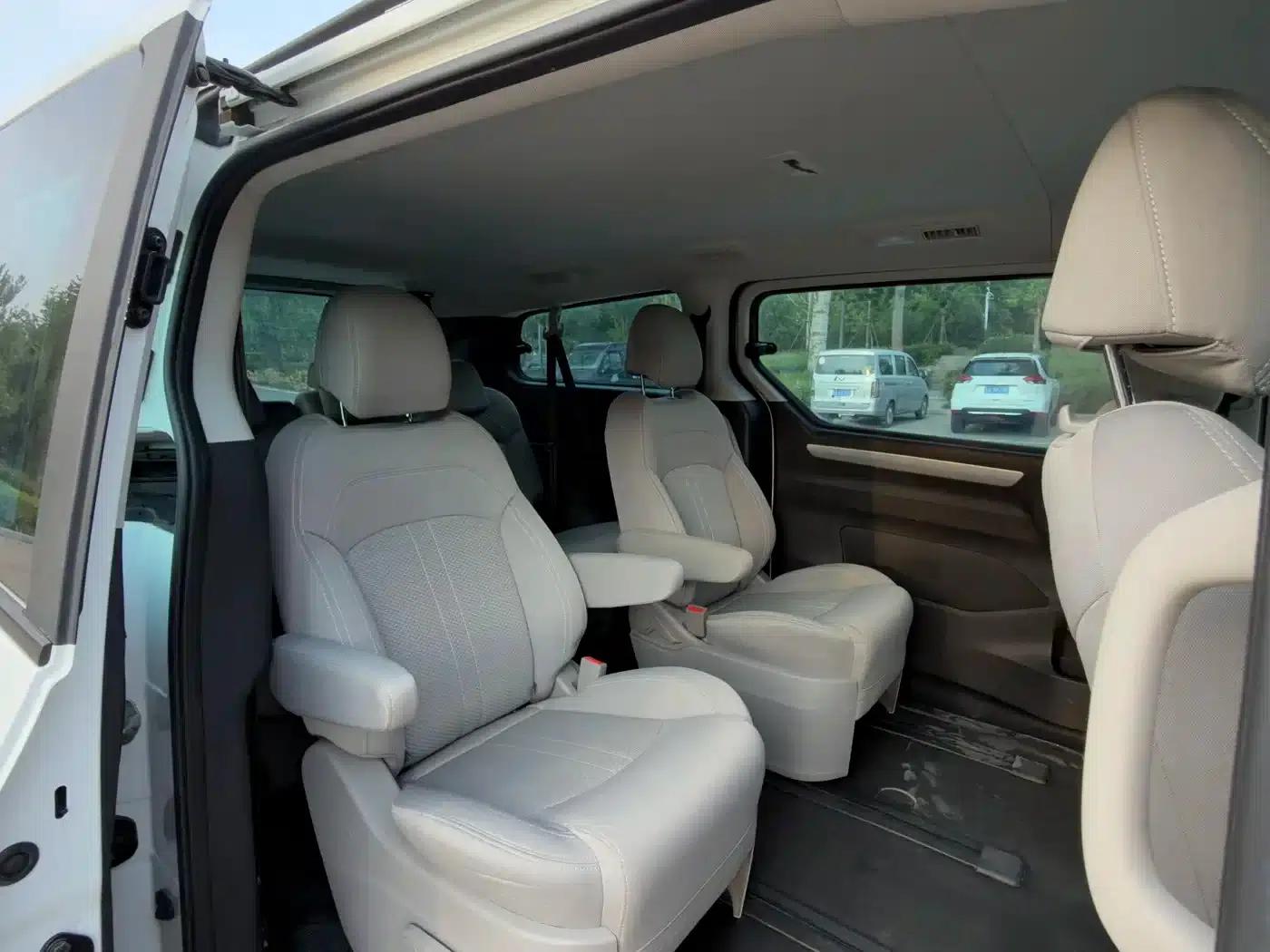 Maxus G10 2022 2.0T Automatic Smart Edition Gasoline 7-Seater — миниатюра 7