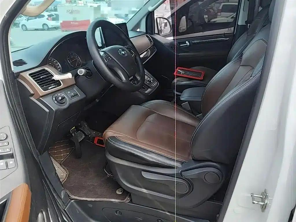 Maxus G10 2016 2.0T Automatic Luxury Executive Edition — миниатюра 15