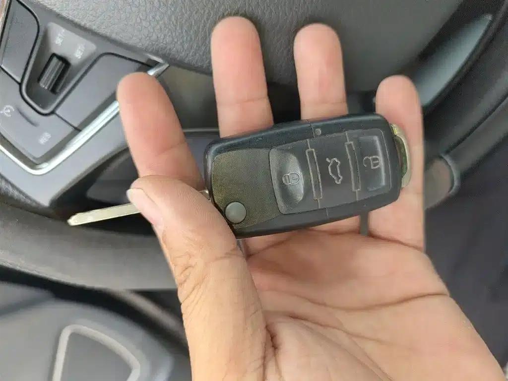Maxus G10 2016 2.0T Automatic Elite Edition — миниатюра 12