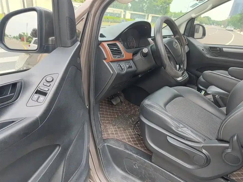 Maxus G10 2016 2.0T Automatic Elite Edition — миниатюра 14