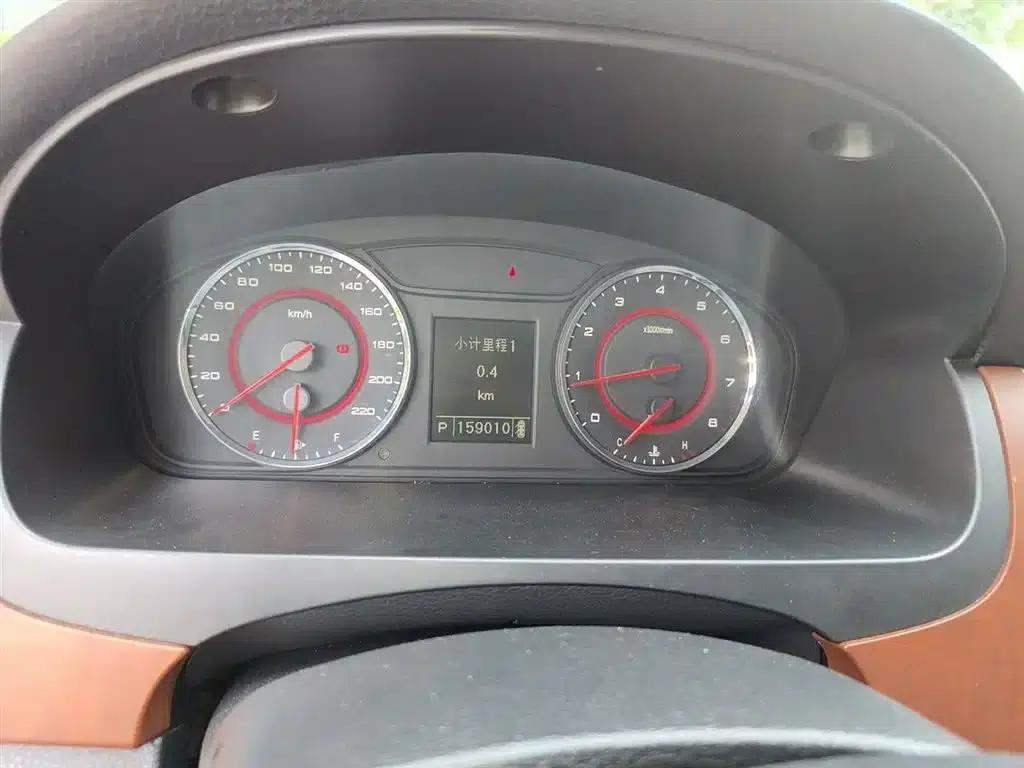 Maxus G10 2016 2.0T Automatic Elite Edition — миниатюра 5