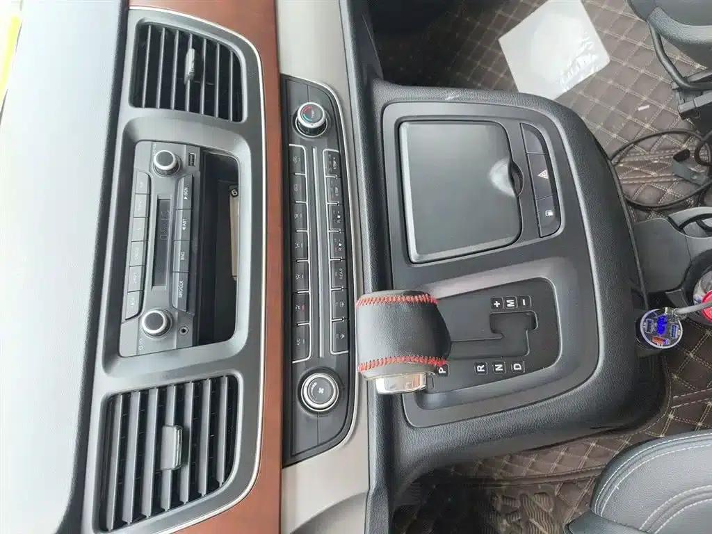 Maxus G10 2016 2.0T Automatic Elite Edition — миниатюра 6