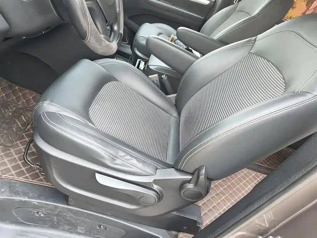 Maxus G10 2016 2.0T Automatic Elite Edition — миниатюра 8