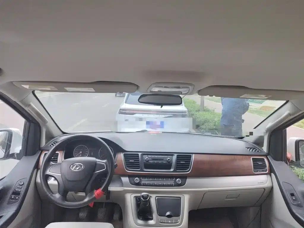 Maxus G10 2015 2.0T Manual Commemorative Edition — миниатюра 15