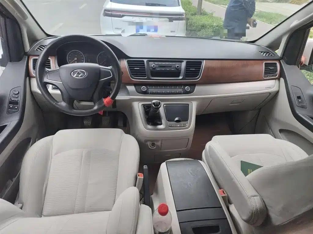 Maxus G10 2015 2.0T Manual Commemorative Edition — миниатюра 6