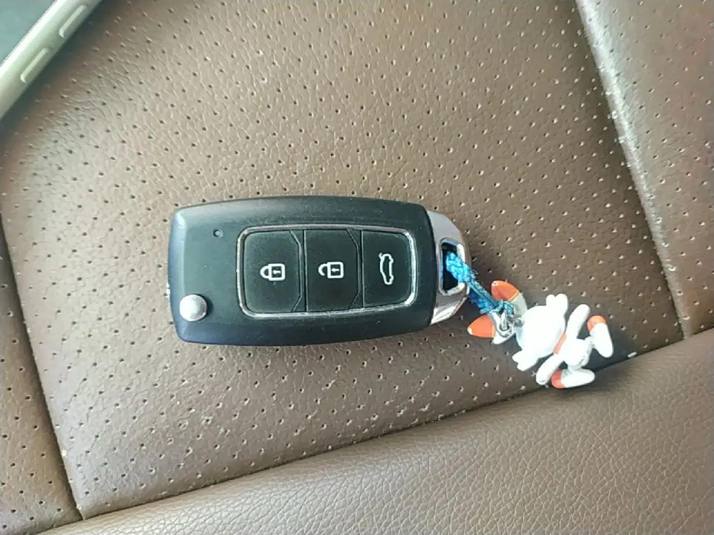 FORTHING CM7 2016 2.0T Automatic Luxury Version — миниатюра 12