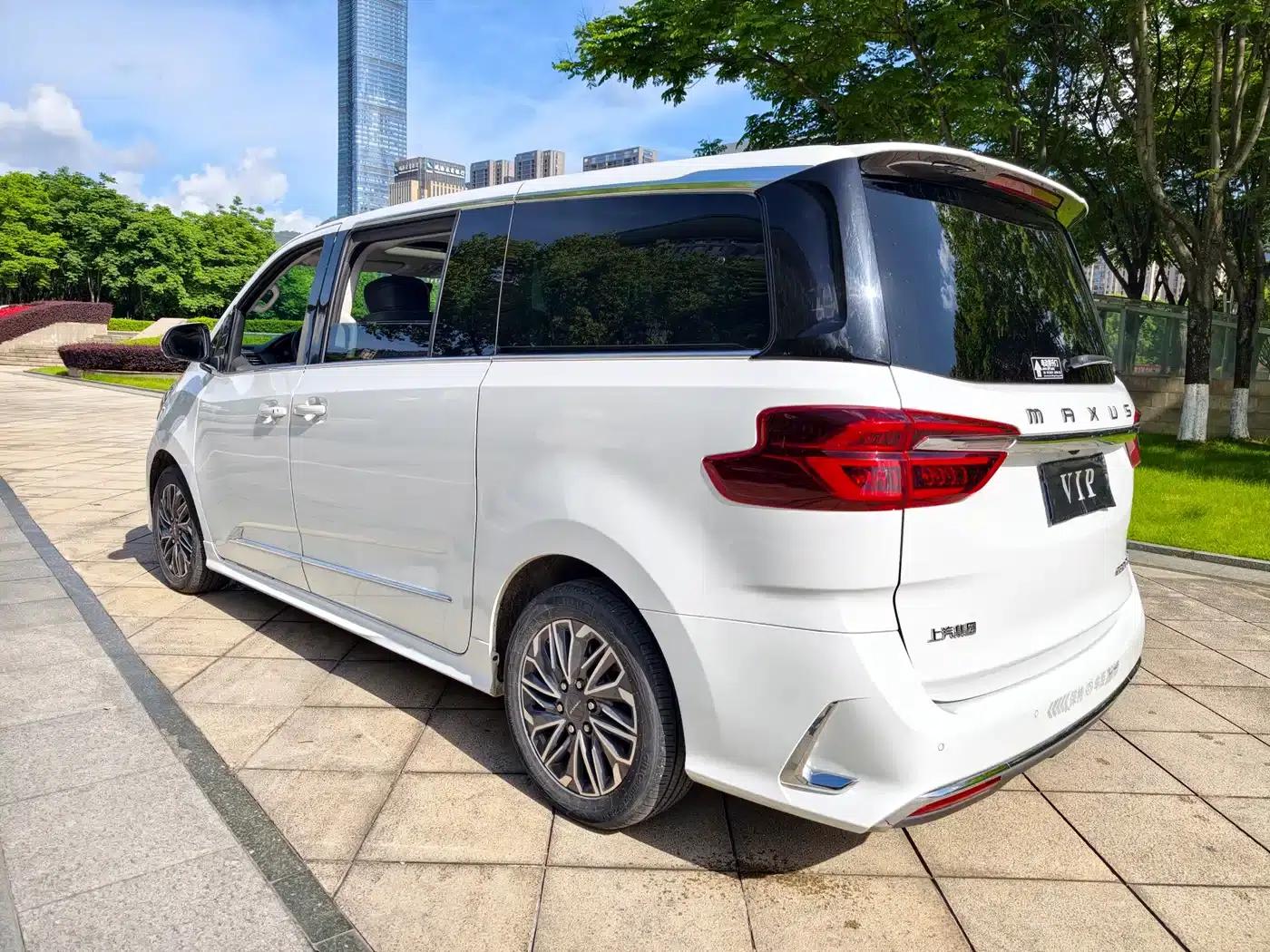 Maxus G20 2023 Facelift PLUS 2.0T Gasoline Automatic Luxury Edition — миниатюра 17