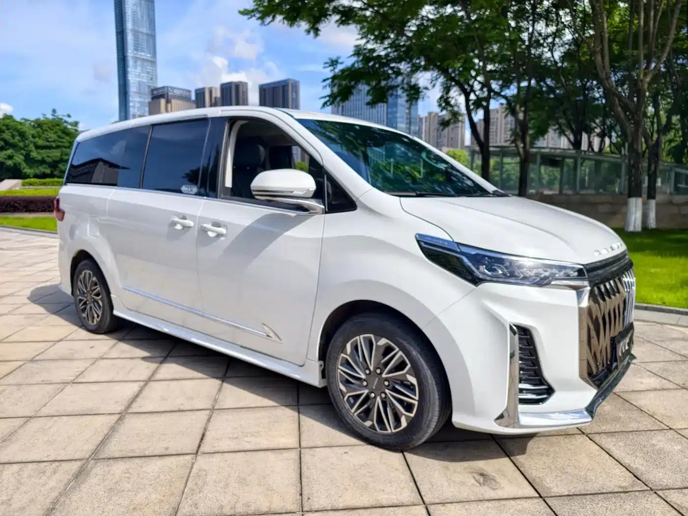 Maxus G20 2023 Facelift PLUS 2.0T Gasoline Automatic Luxury Edition — миниатюра 3