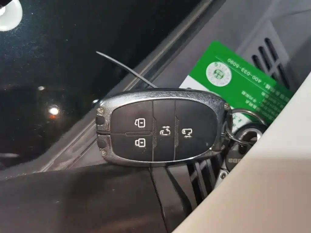Maxus G20 2021 PLUS 2.0T Gasoline Automatic Premium Edition — миниатюра 9