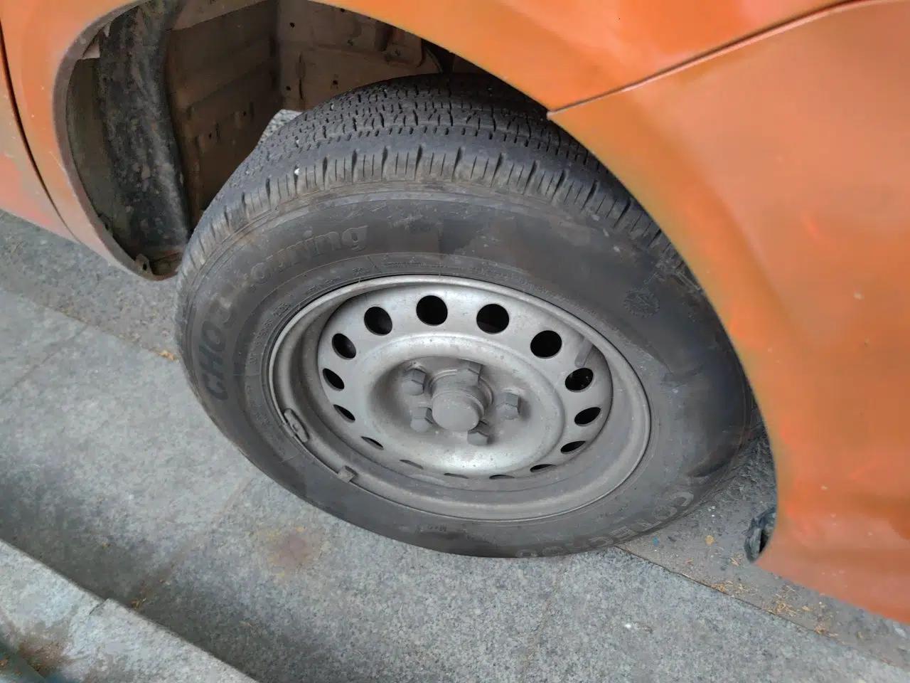 FORTHING Lingzhi M5 2023 Van Version Classic 2-Seater — миниатюра 8
