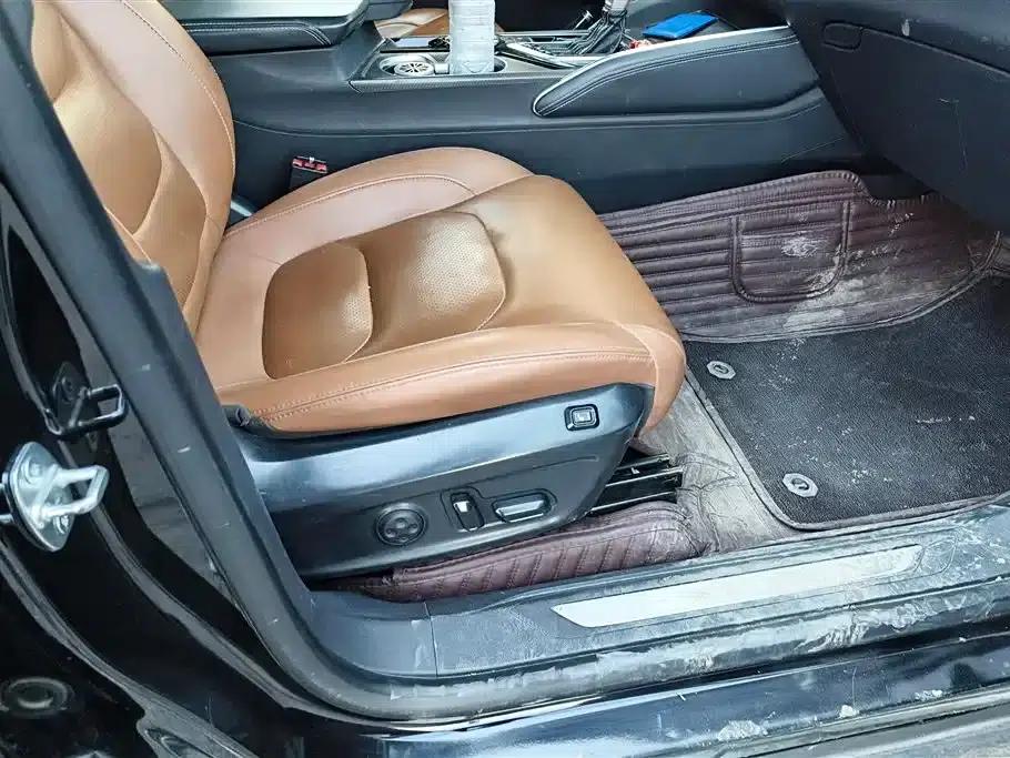 SAIC MAXUS D90 2017 2.0T Automatic 4WD Sirius — миниатюра 8