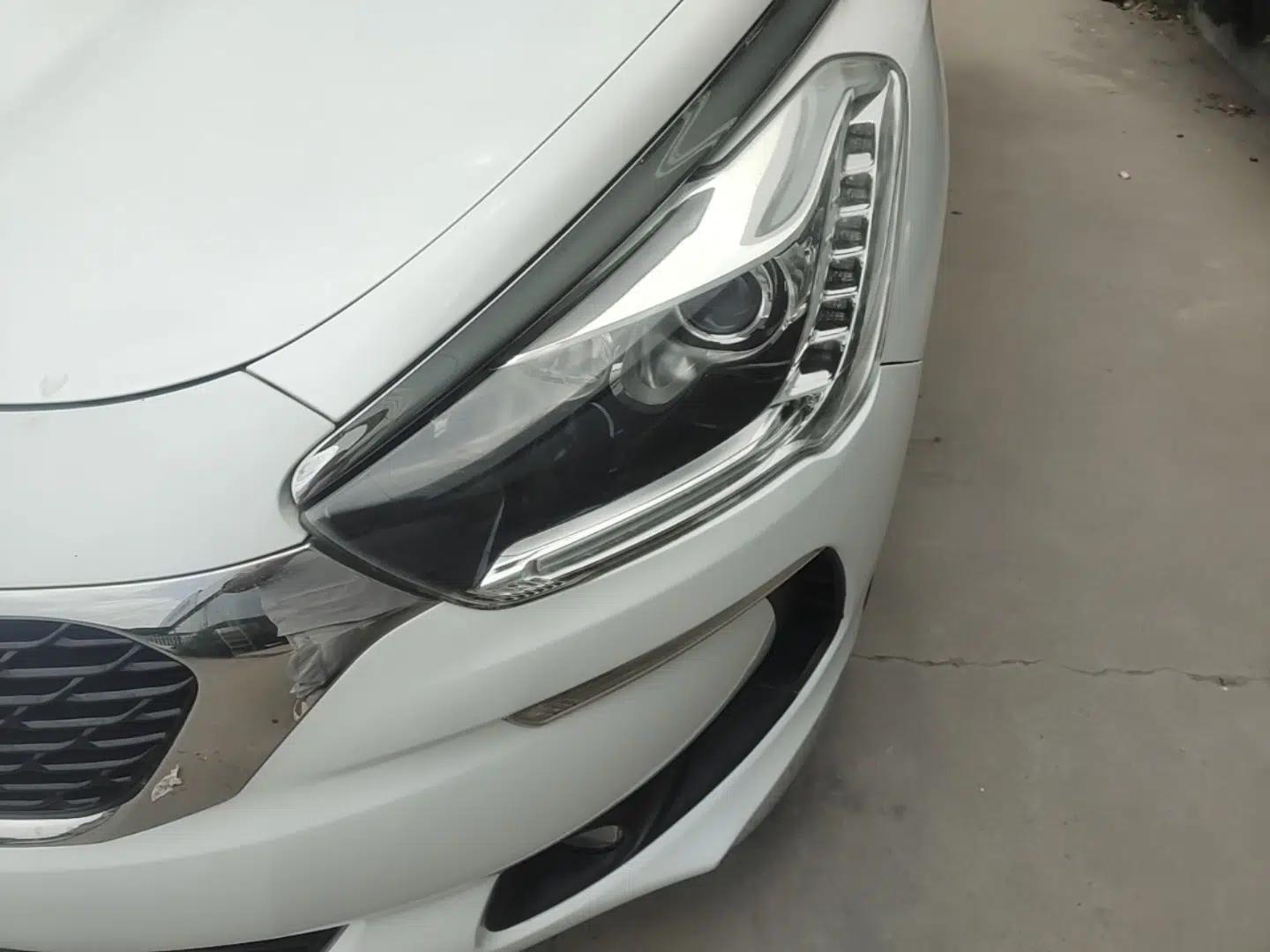 DS 5 2015 1.6T Elegant Edition THP160 — миниатюра 9
