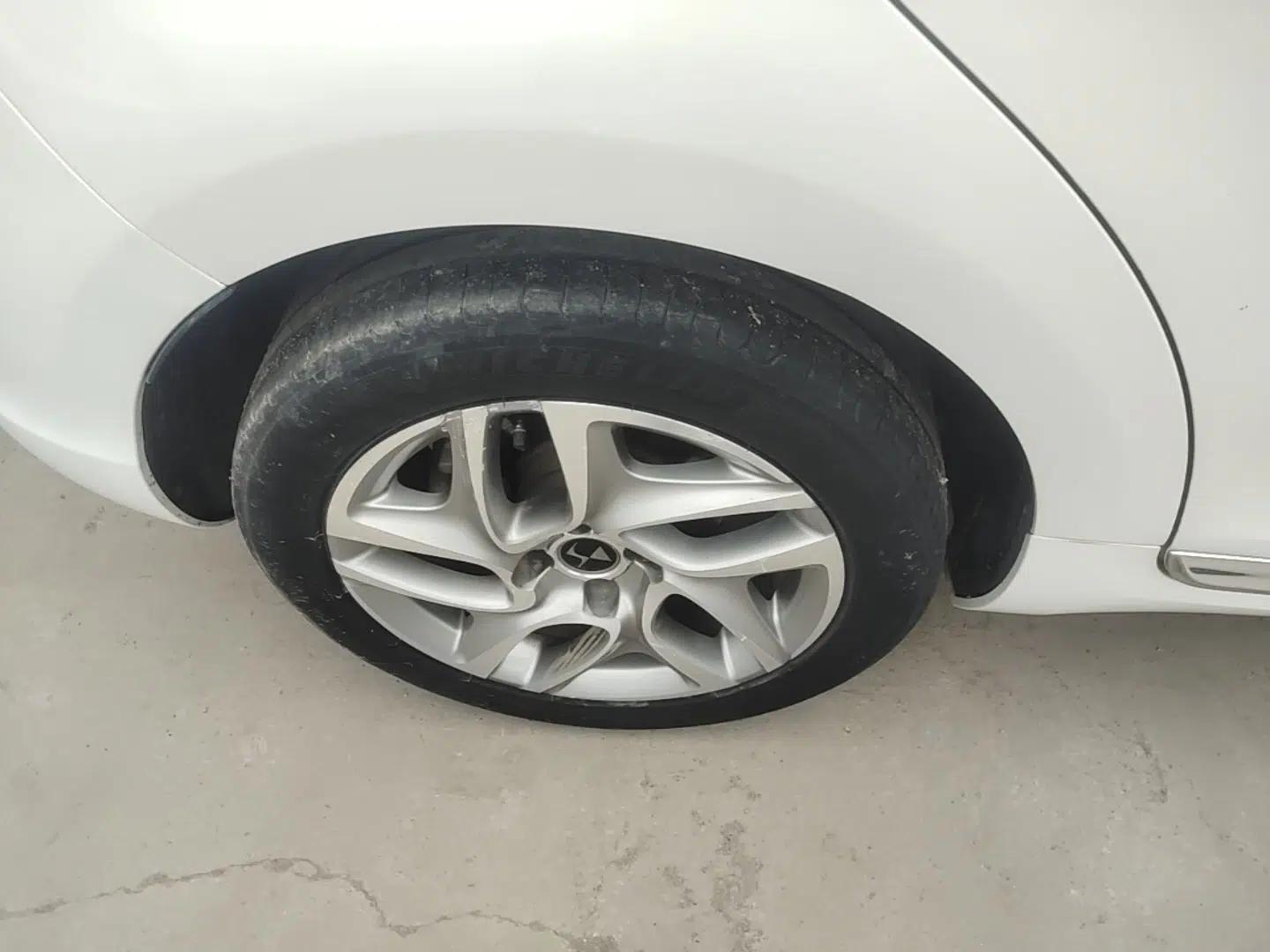 DS 5 2015 1.6T Elegant Edition THP160 — миниатюра 10