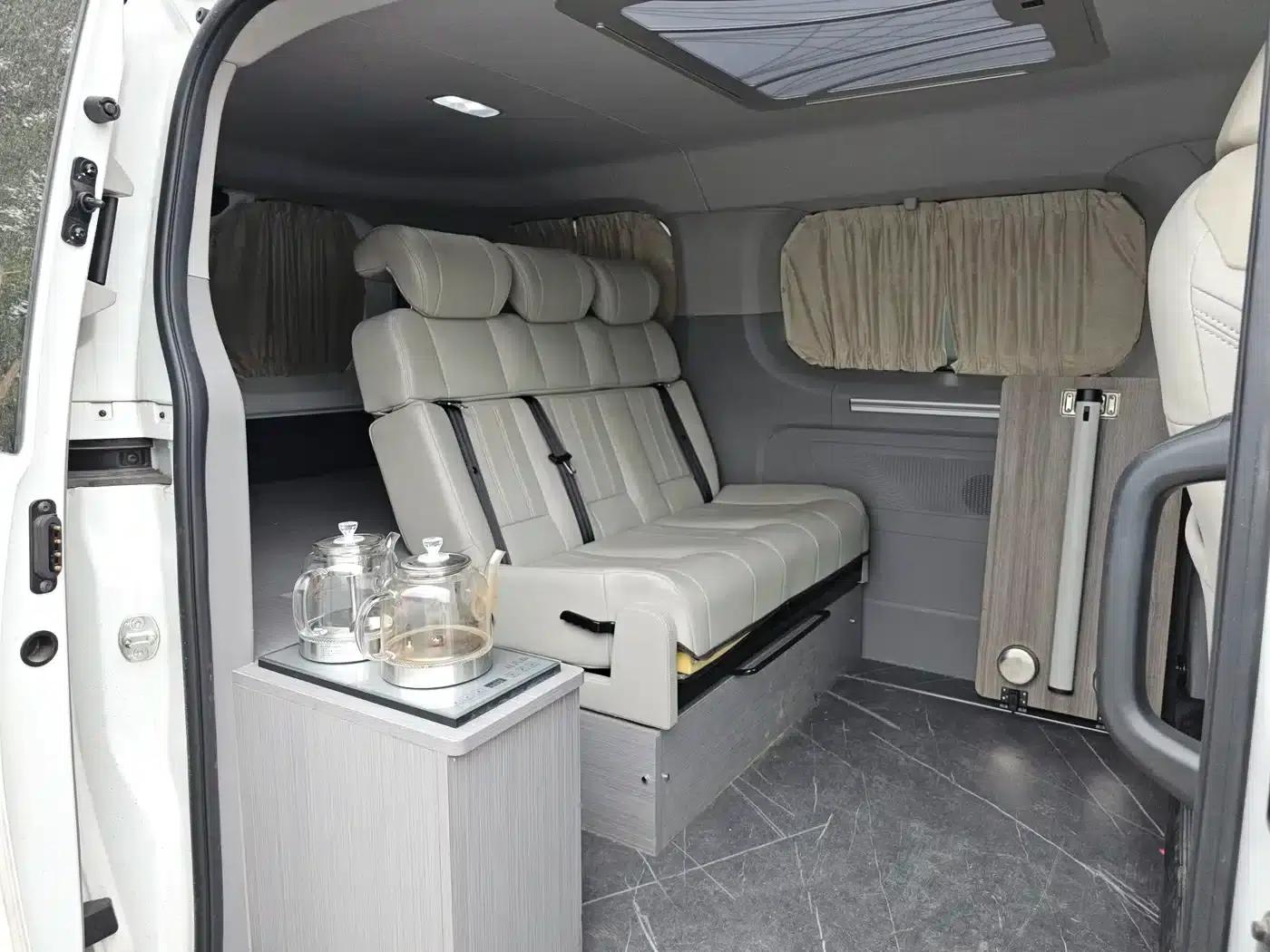 Xintu V70 2023 2.0T Elite Edition Automatic Short Wheelbase Low Roof 5/6 Seats — миниатюра 8