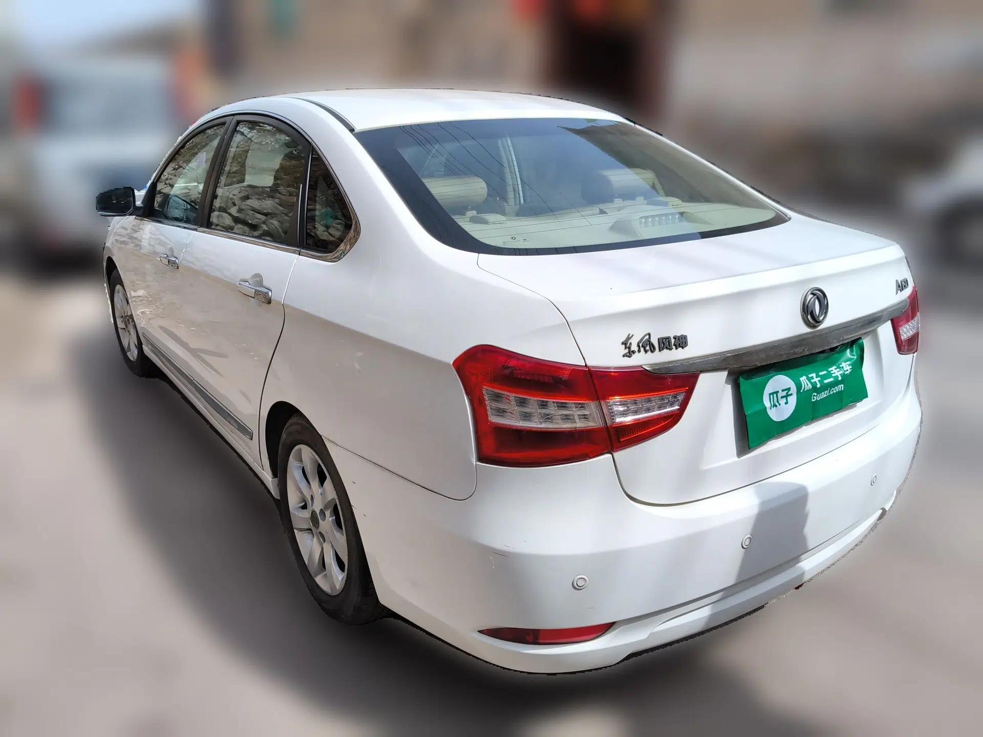 Dongfeng Aeolus A60 2014 1.6L Automatic Prestige Model — миниатюра 4