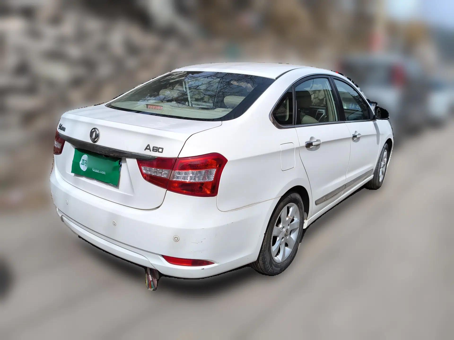 Dongfeng Aeolus A60 2014 1.6L Automatic Prestige Model — миниатюра 6