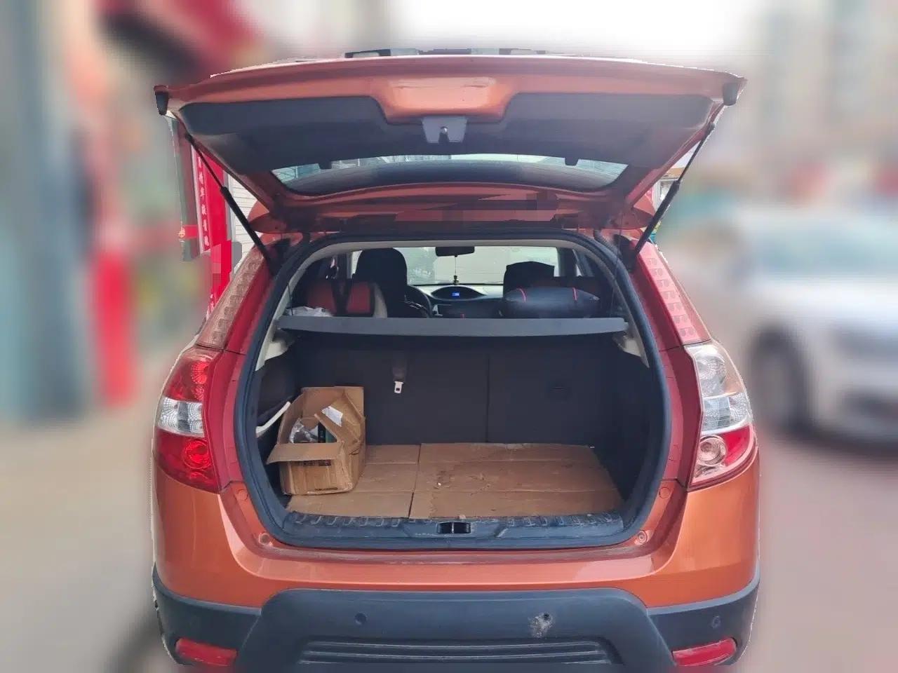 Dongfeng Aeolus H30 2014 CROSS 1.5L Manual Gratitude Edition — миниатюра 20