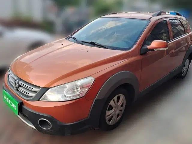 Dongfeng Aeolus H30 2014 CROSS 1.5L Manual Gratitude Edition