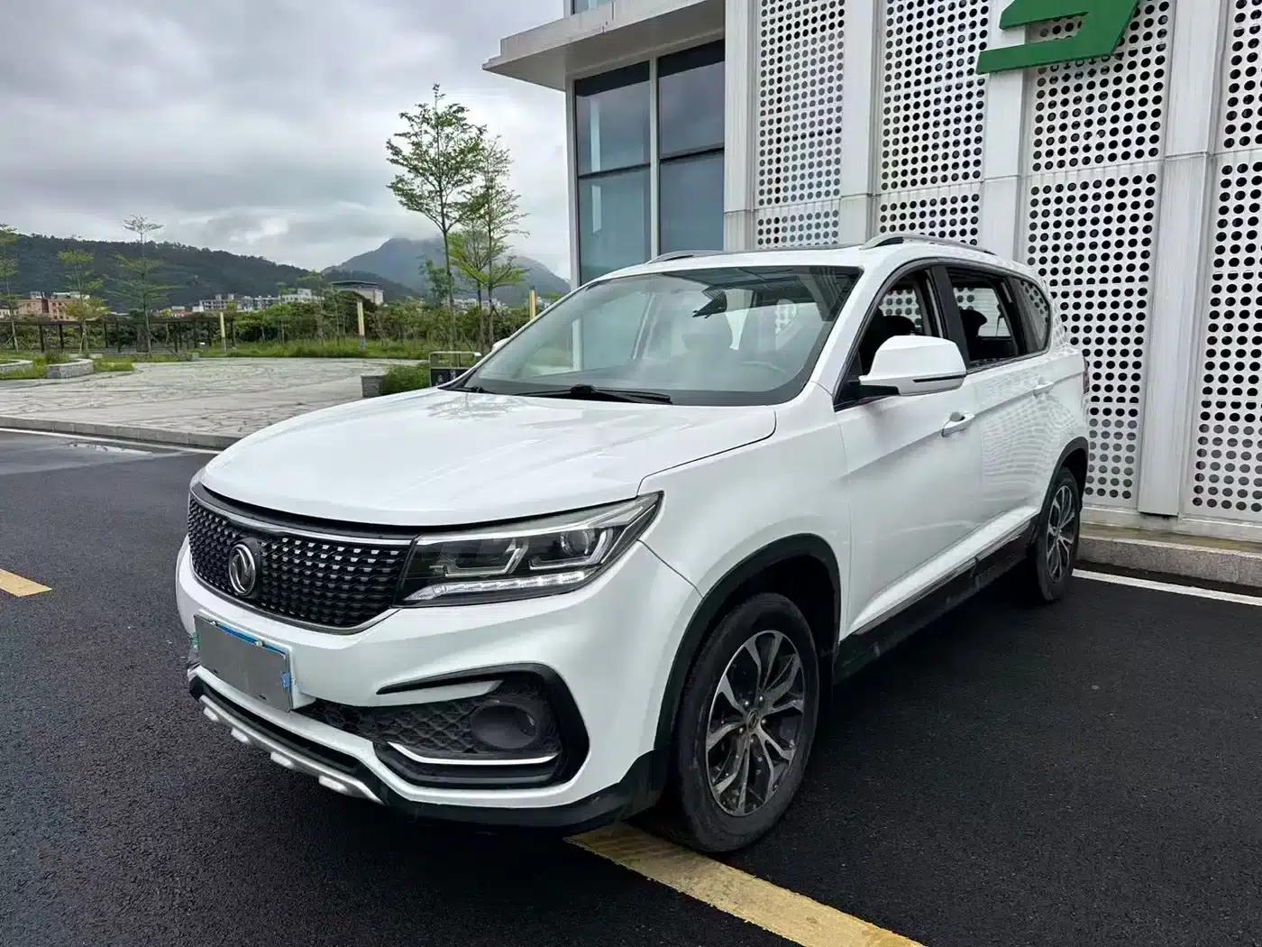 Jingyi X5 2017 1.6L CVT Luxury Edition — миниатюра 20