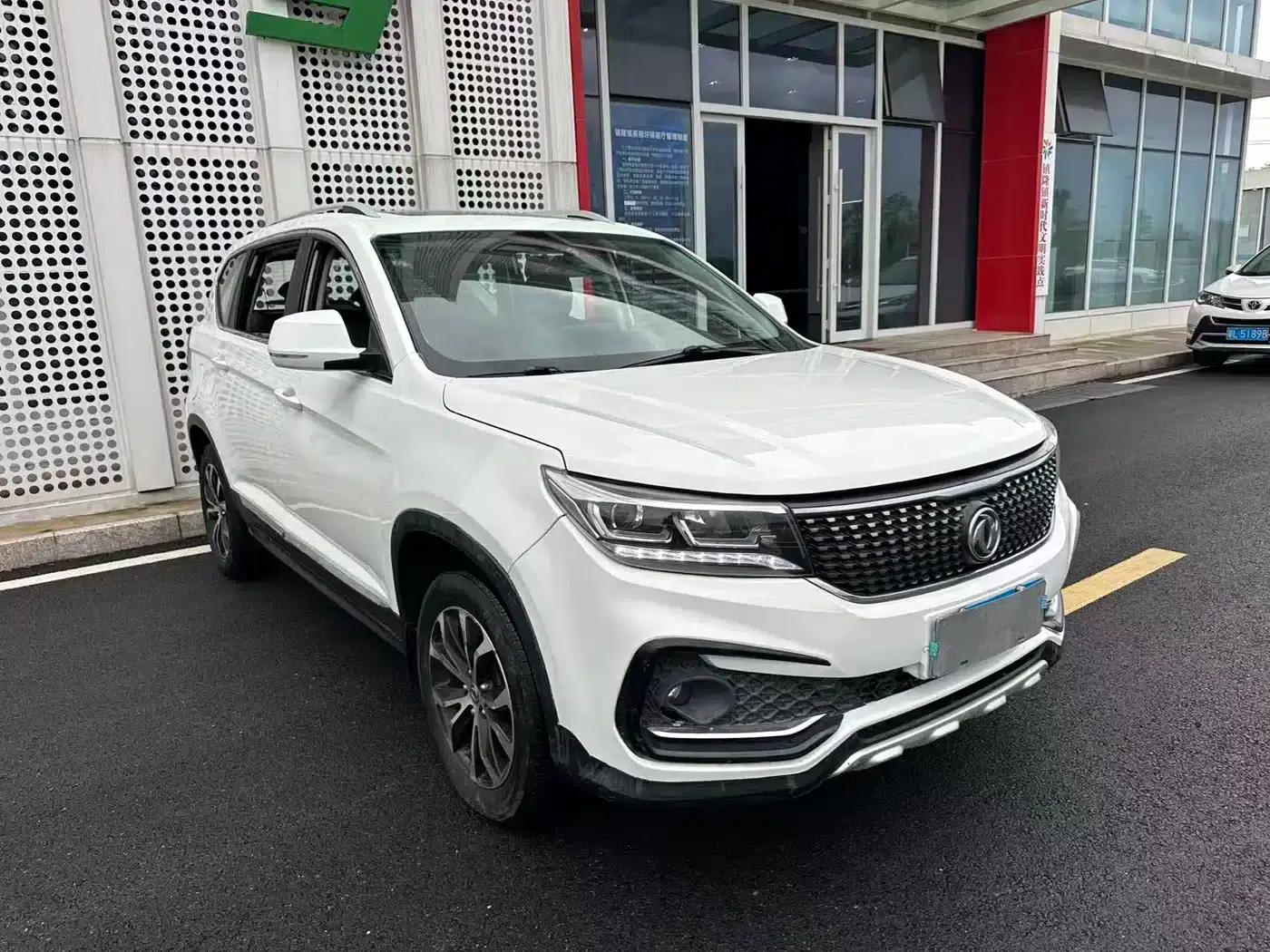 Jingyi X5 2017 1.6L CVT Luxury Edition — миниатюра 22