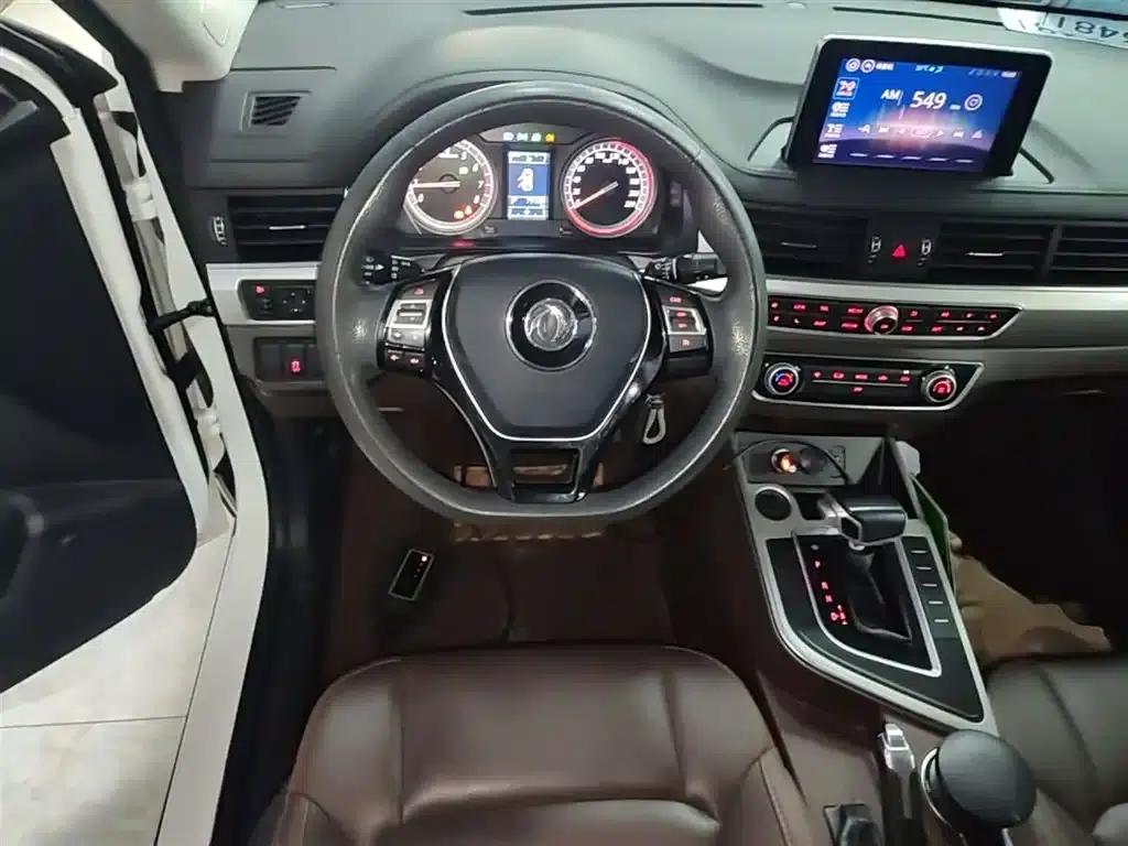 Jingyi X5 2017 1.6L CVT Luxury Edition — миниатюра 11