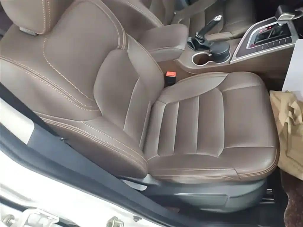 Jingyi X5 2017 1.6L CVT Luxury Edition — миниатюра 25