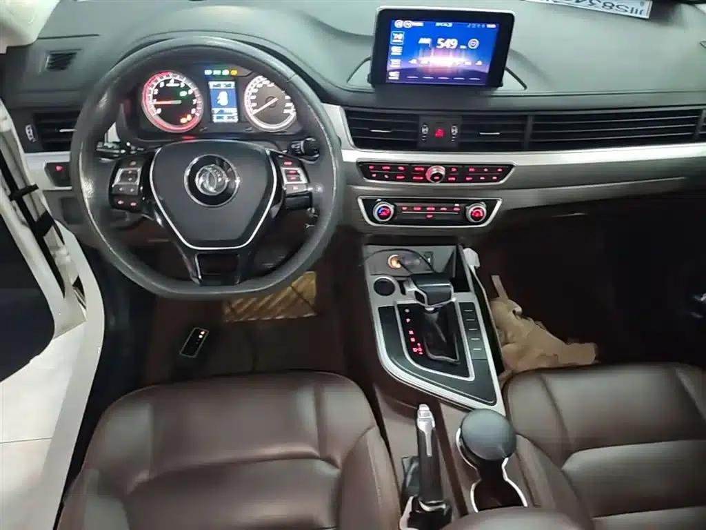 Jingyi X5 2017 1.6L CVT Luxury Edition — миниатюра 10