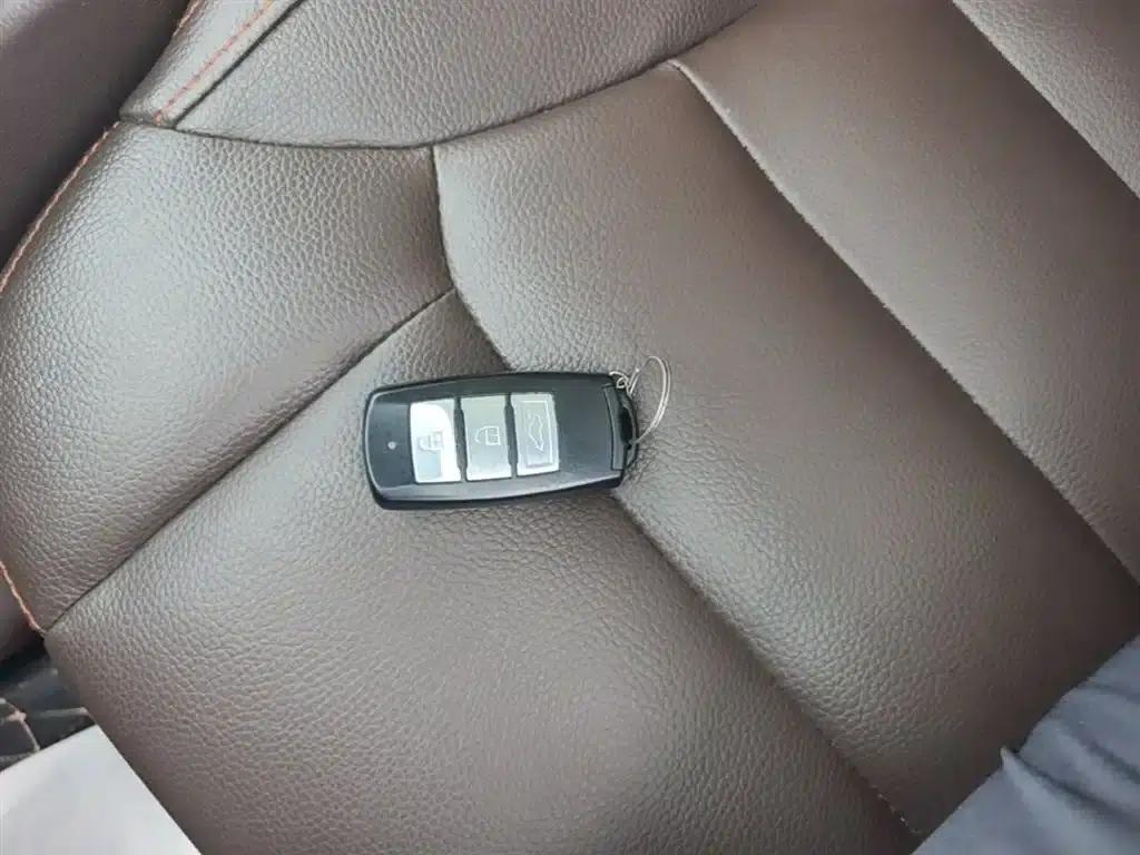 Jingyi X5 2017 Enjoy Series 1.5T CVT Premium Edition — миниатюра 9