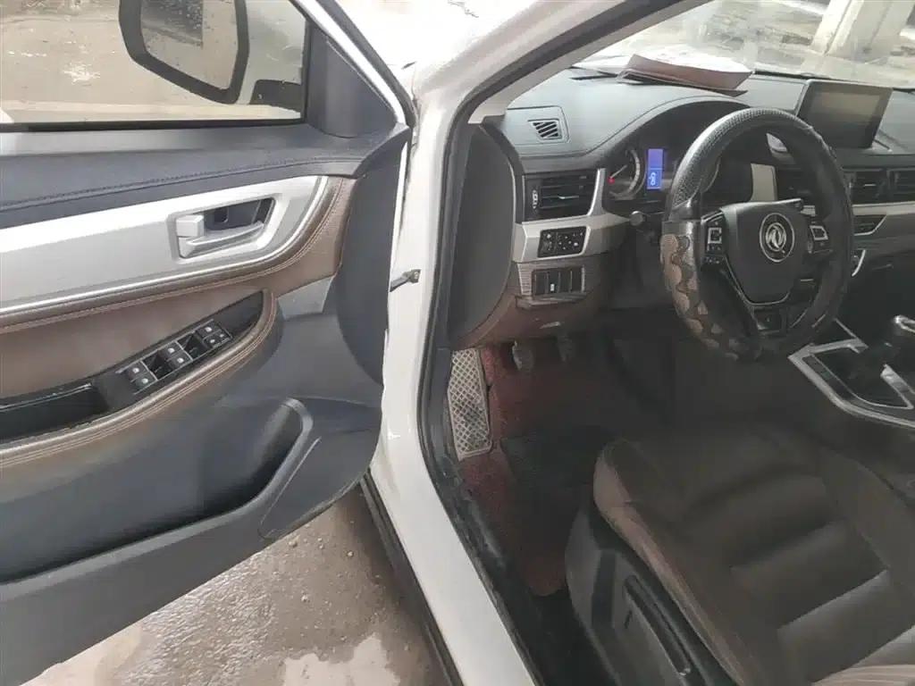 Jingyi X5 2017 Enjoy Series 1.5T Manual Deluxe — миниатюра 16