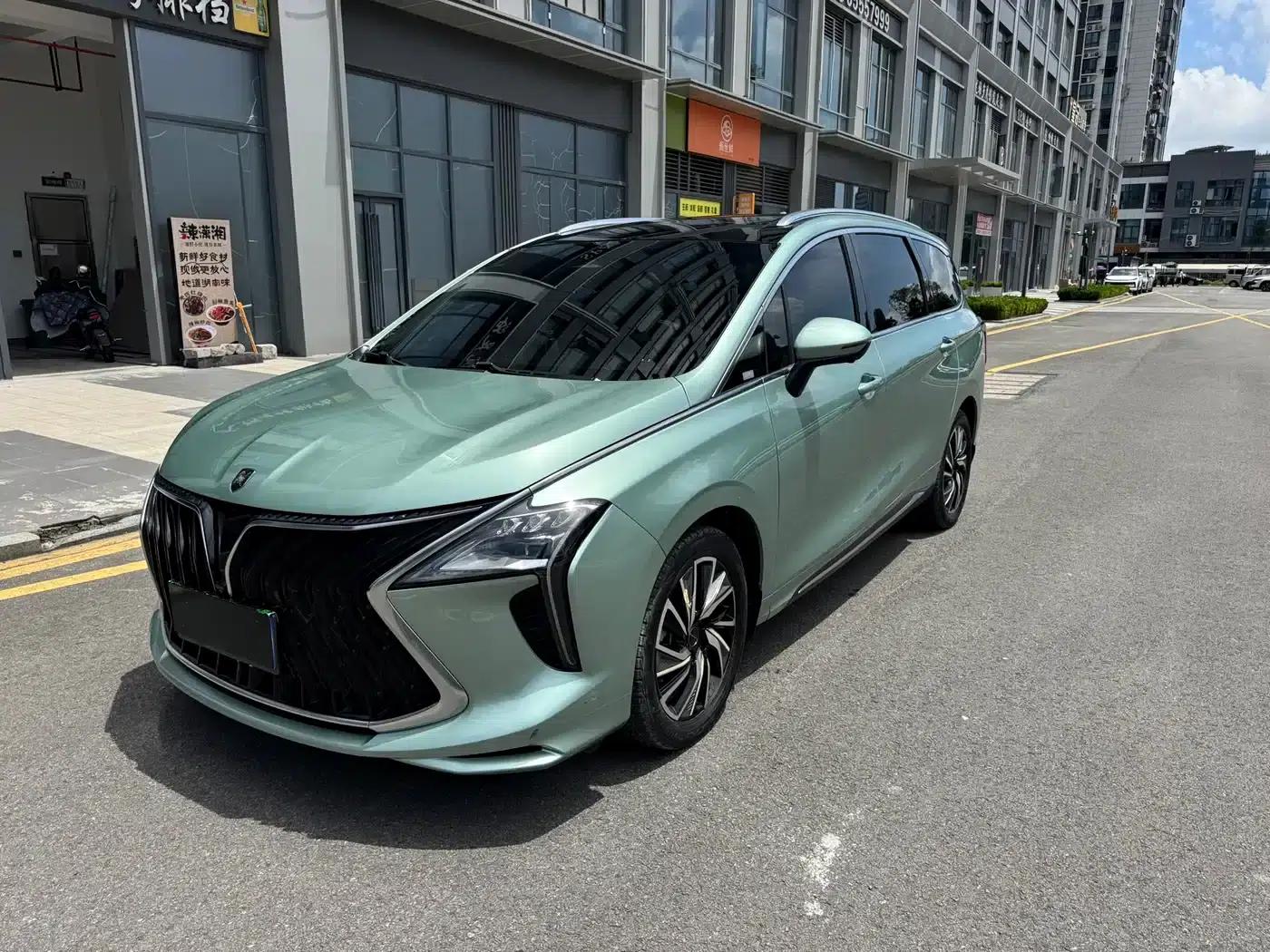Fengxing Yacht 2022 1.5T DCT Wave Chaser Edition — миниатюра 1