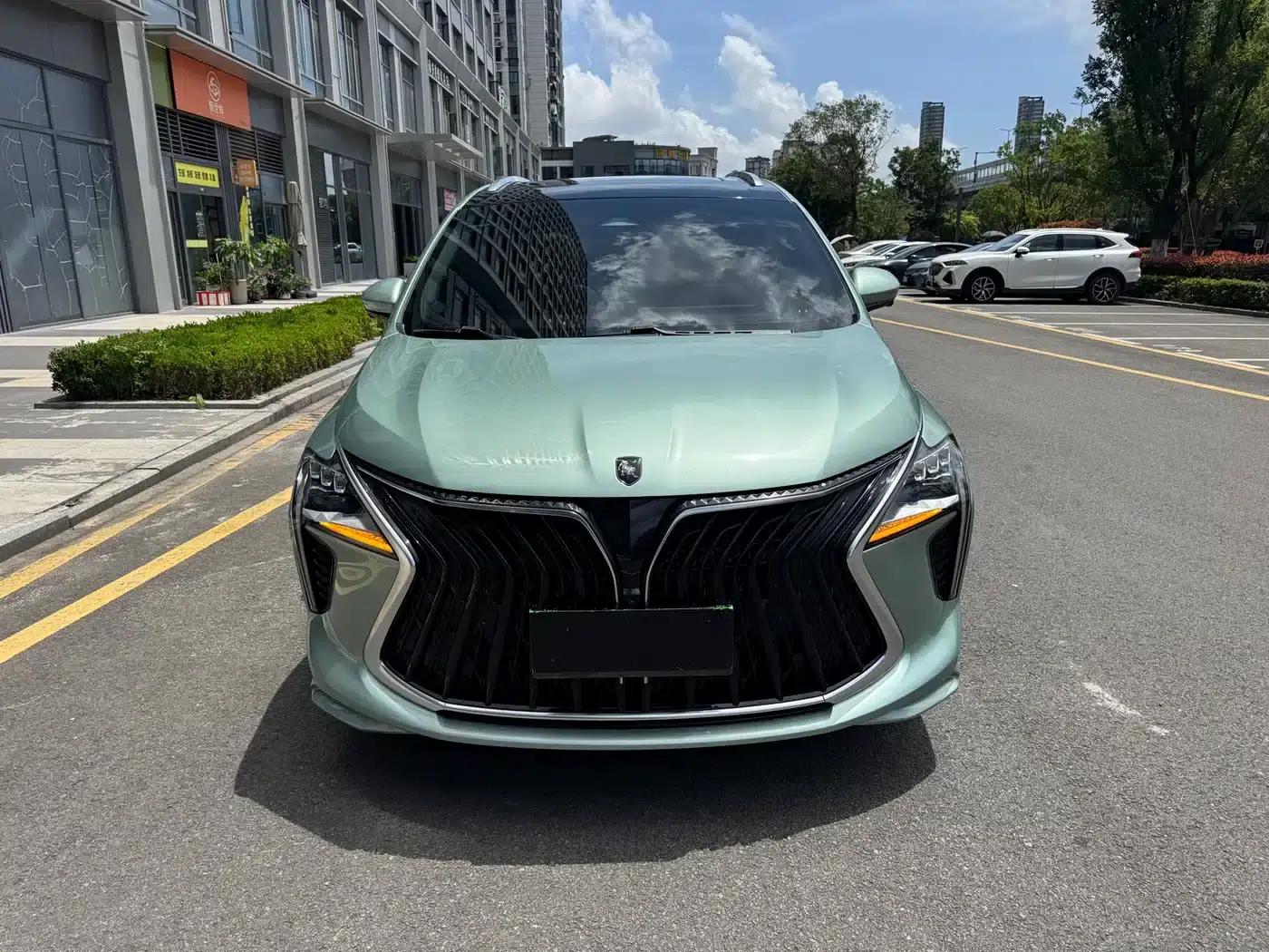 Fengxing Yacht 2022 1.5T DCT Wave Chaser Edition — миниатюра 2