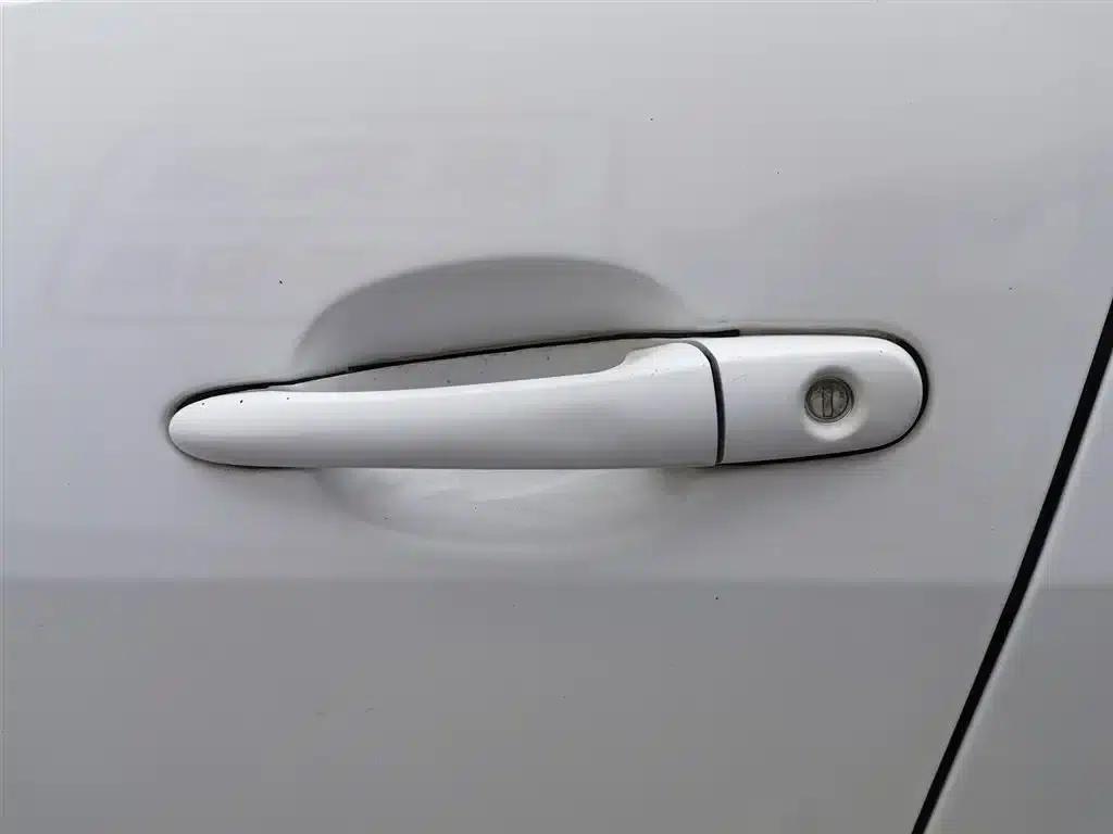 Jingyi X3 2014 1.5L Luxury Edition — миниатюра 18