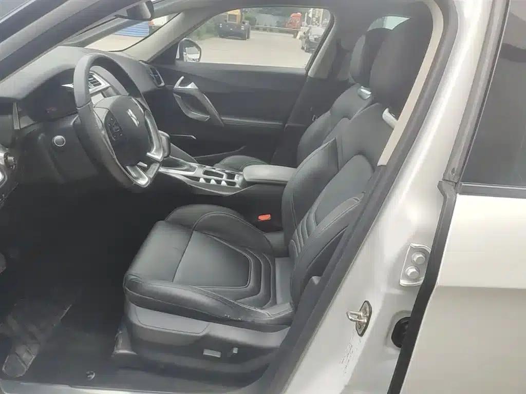 DS 5 2015 1.6T Elegant Edition THP160 — миниатюра 15