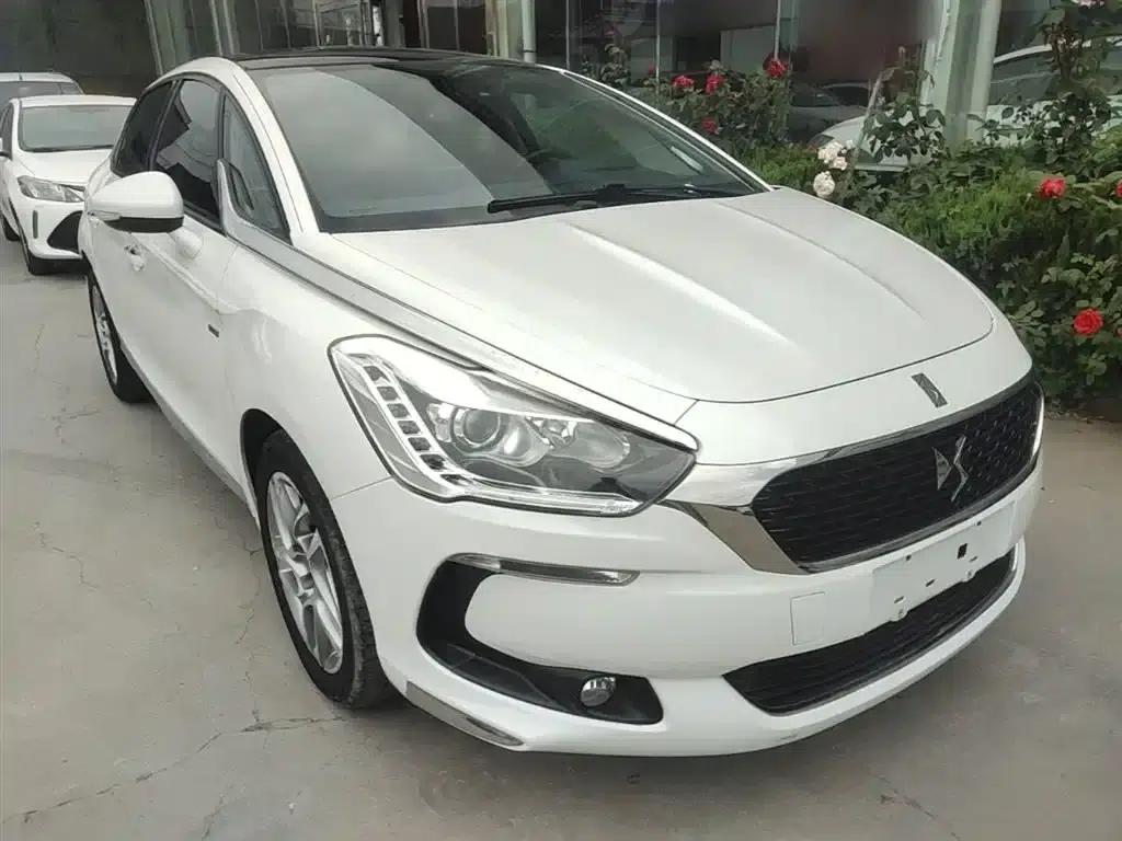 DS 5 2015 1.6T Elegant Edition THP160 — миниатюра 4