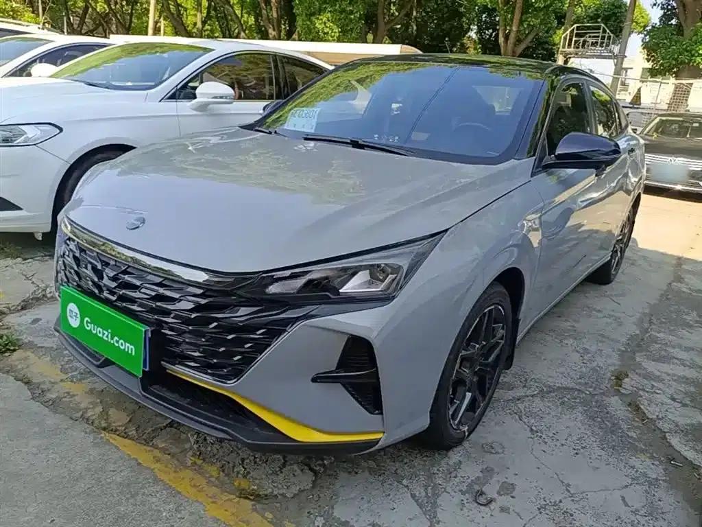 Aeolus Yixuan 2023 Mach Edition 1.5T Automatic Dream Chaser Edition — миниатюра 1