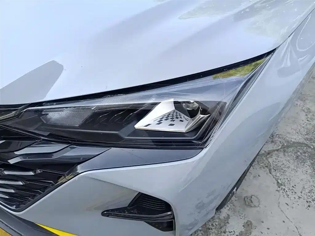 Aeolus Yixuan 2023 Mach Edition 1.5T Automatic Dream Chaser Edition — миниатюра 24