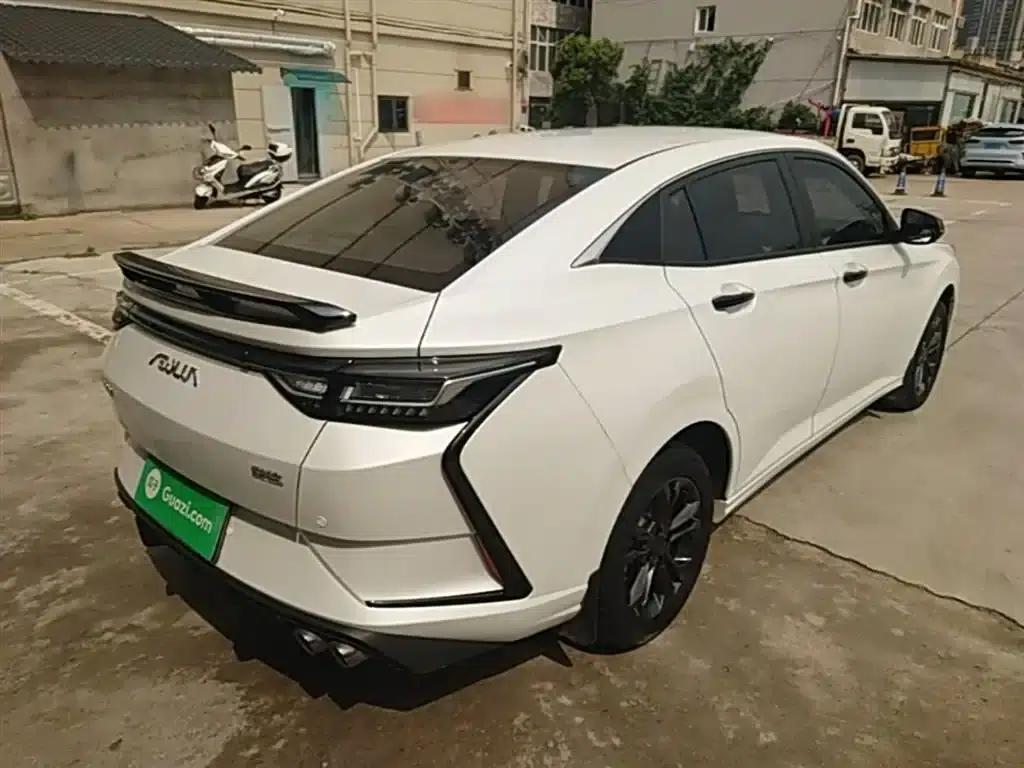 2023 Aeolus Yixuan Mach Edition 1.5L Automatic Wind Chaser — миниатюра 7